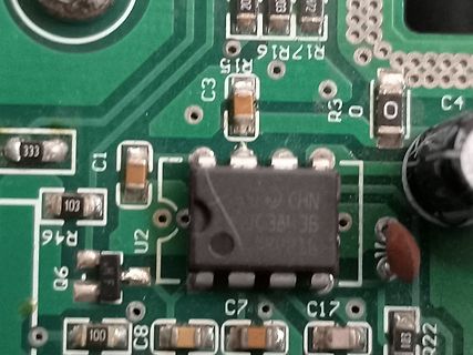 Nahaufnahme einer Leiterplatte mit SMD-Bauteilen
