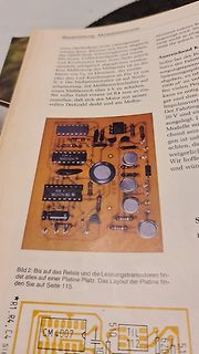 Buchseite mit Foto einer Leiterplatte