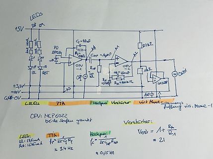 Handschriftlicher Schaltplan mit Berechnungen