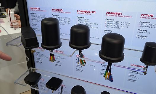 Antennen auf einem Informationsdisplay