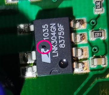 Defekter LNK304GN Schaltkreis auf Leiterplatte