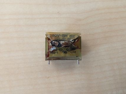 Beschädigtes elektronisches Bauteil
